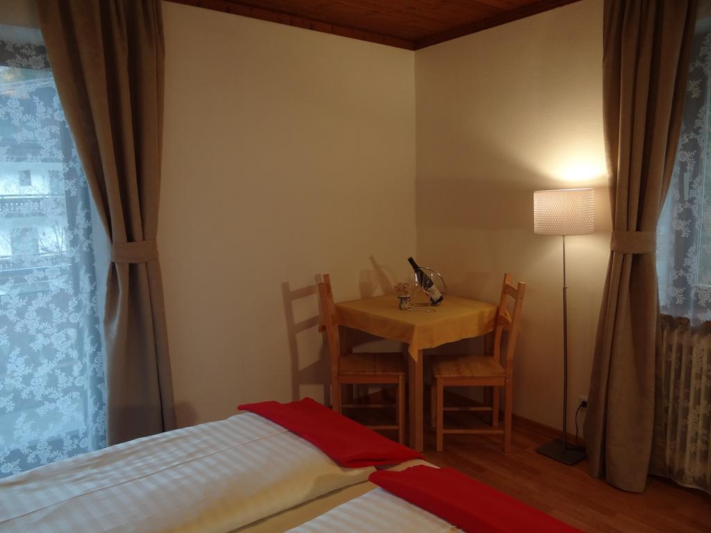 Hotel Evianquelle Bad Gastein Buitenkant foto